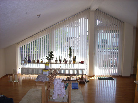 Suche Vorhang-Idee für schräges Fenster | SoLebIch.de