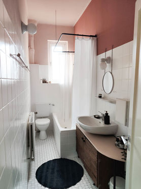 Vorher-Nachher: Badezimmer-Makeover mit Fliesenlack unter 300 € mit ava_ness