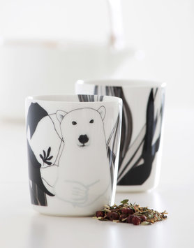 Eisbär mit Tee