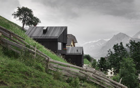 Chalet + Wohnhaus in Pliscia Südtirol