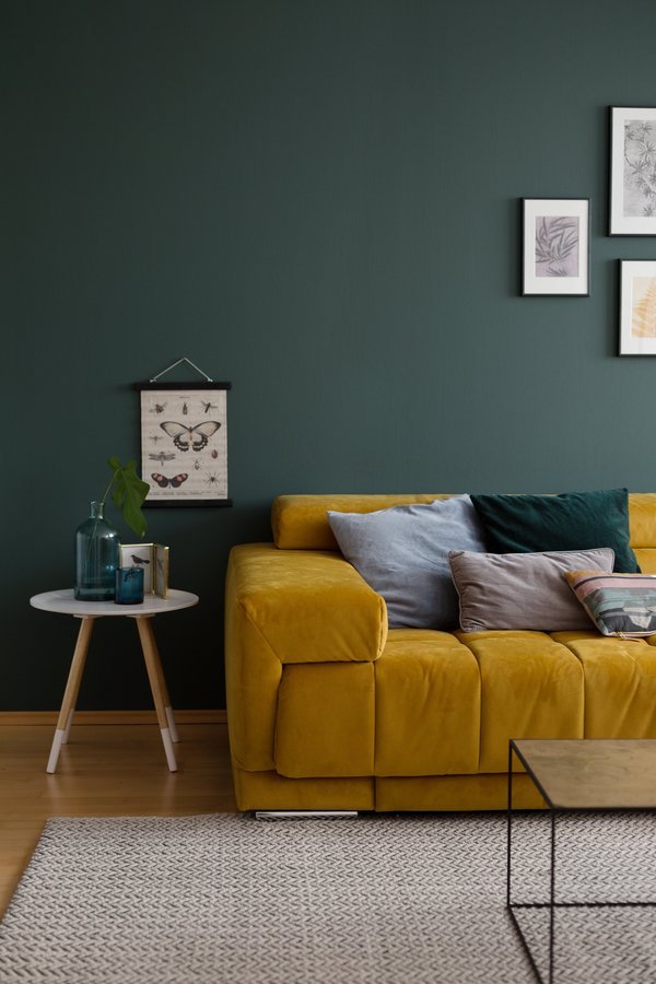 Für mehr Farbe in der Wohnung: Blaue, grüne und gelbe Sofas | SoLebIch.de