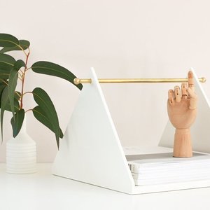 In 5 Schritten zum DIY-Zeitschriftenhalter In 5 Schritten zum DIY-Zeitschriftenhalter