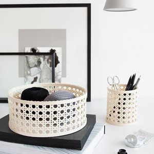 In 3 Schritten zu DIY-Körben aus Wiener Geflecht In 3 Schritten zu DIY-Körben aus Wiener Geflecht