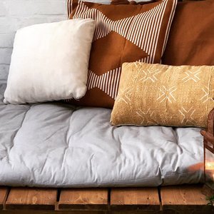 DIY-Anleitung: In 3 Schritten zur traumhaften Sitzecke auf dem Balkon DIY-Anleitung: In 3 Schritten zur traumhaften Sitzecke auf dem Balkon