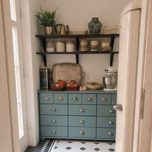 Speisekammer einrichten: So werden Lebensmittel am besten aufbewahrt Speisekammer einrichten: So werden Lebensmittel am besten aufbewahrt