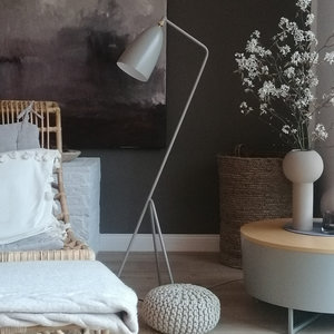 Licht an: Stehleuchten shoppen, die für Wohlfühlatmosphäre sorgen Licht an: Stehleuchten shoppen, die für Wohlfühlatmosphäre sorgen