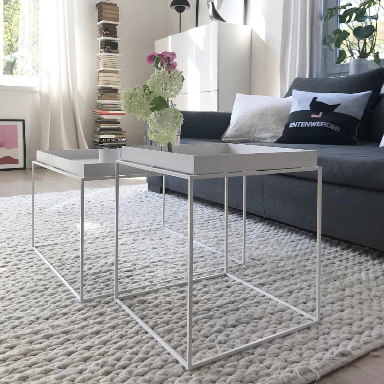 Hay Tray Table