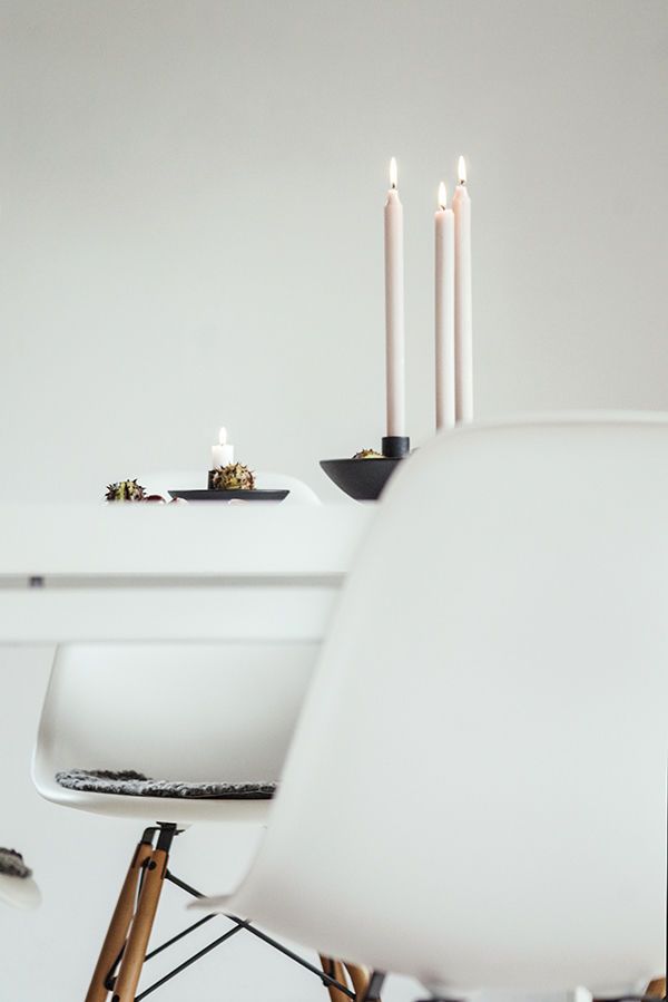 Eames Plastic Side Chair