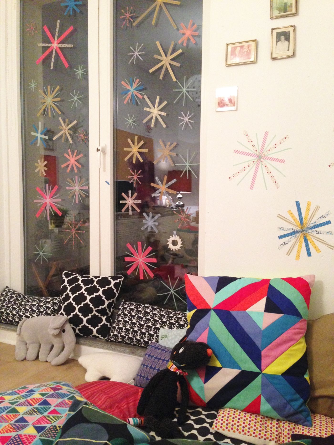 Do It Yourself: Washi Tape Wall – Bonny und Kleid  Wanddekor schlafzimmer,  Wohungsdekoration, Ideen fürs zimmer