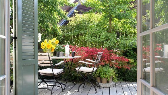 Möbel für Terrasse und Garten