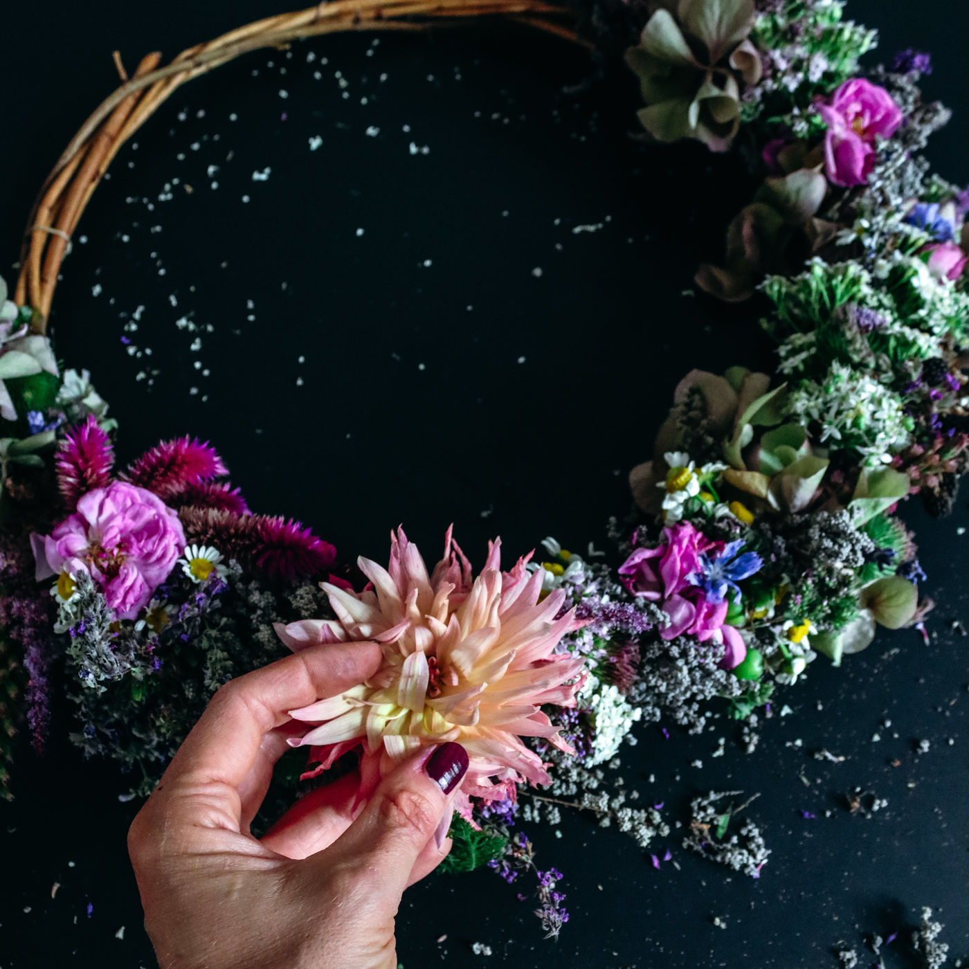 Hübsch und herbstlich: 2 Blumenkränze von imraum