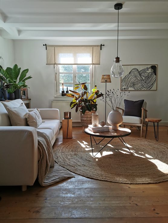 „Das alte Fachwerkhaus steht unter Denkmalschutz.“ – Zu Besuch in der Maisonettewohnung von nott.home im Bergischen Land „Das alte Fachwerkhaus steht unter Denkmalschutz.“ – Zu Besuch in der Maisonettewohnung von nott.home im Bergischen Land