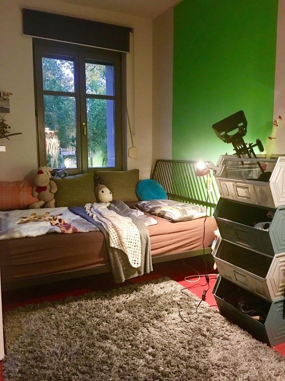 Jugendzimmer- heimlich fotografiert- Ärger!🙃 Jugendzimmer- heimlich fotografiert- Ärger!🙃