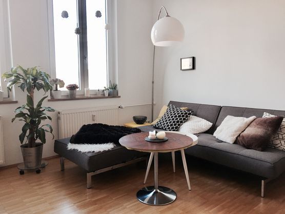 Mein Wohnzimmer: Retro meets Moderne Mein Wohnzimmer: Retro meets Moderne