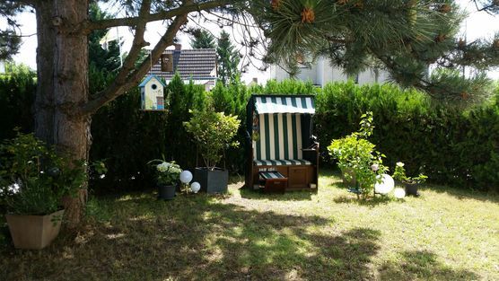 Kleiner Ruhepol im Grünen Kleiner Ruhepol im Grünen