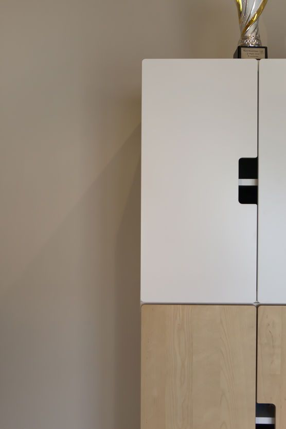 Lehmfarben mit STUVA Lehmfarben mit STUVA