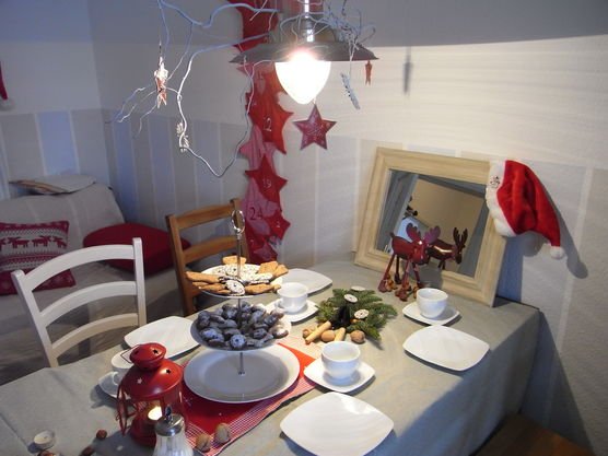 tisch- die zweite tisch- die zweite