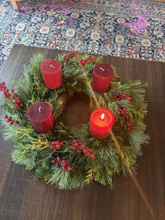 Dicke rote Kerzen zum Dicke rote Kerzen zum