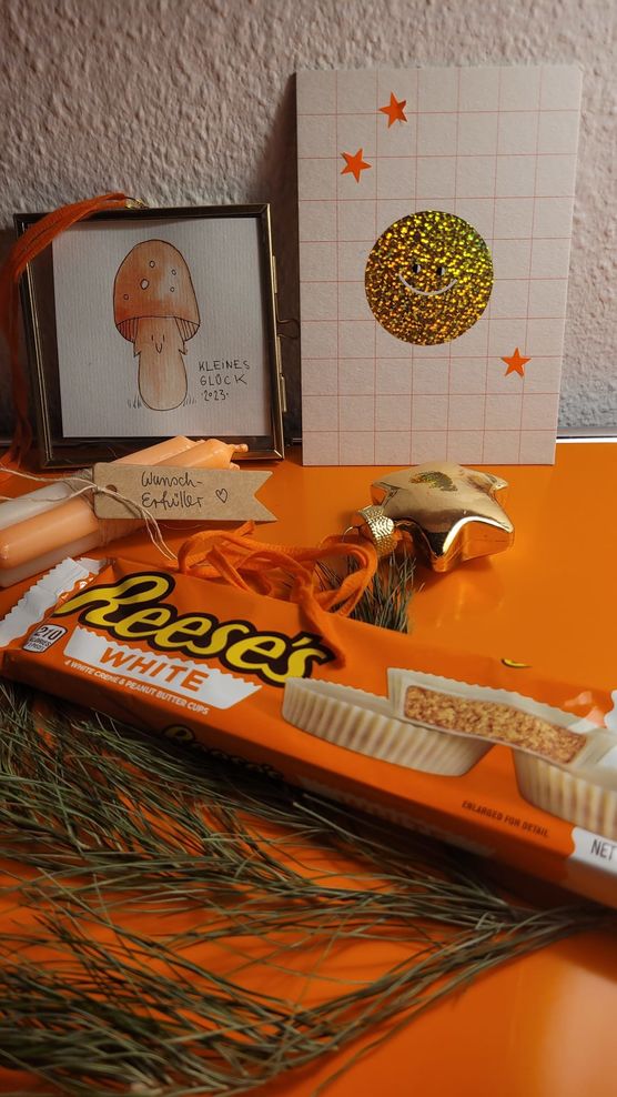 wichteltraum in orange!
ganz, wichteltraum in orange!
ganz,