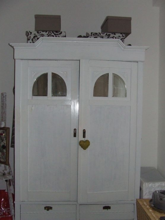 Kleiderschrank Kleiderschrank