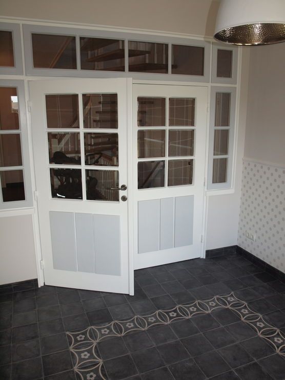 Windfang von der anderen Seite Windfang von der anderen Seite