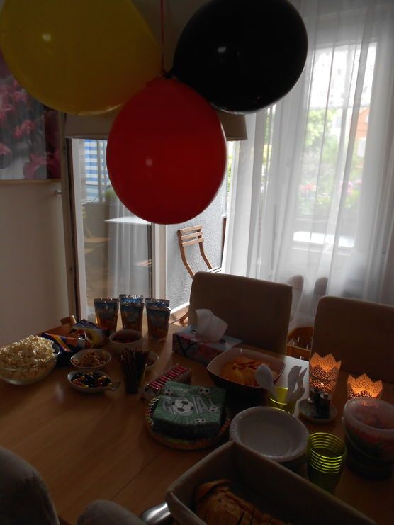 Deutschland spiel ... Deutschland spiel ...