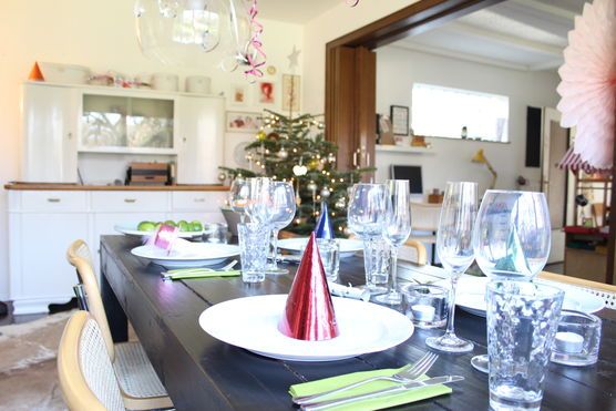 Tischlein deck dich noch ein letztes Mal... Tischlein deck dich noch ein letztes Mal...