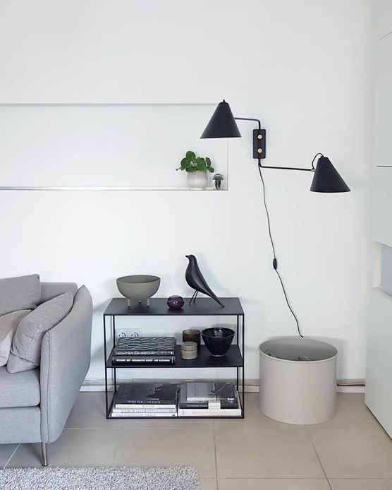 Mein kleines Deko-Regal neben Mein kleines Deko-Regal neben