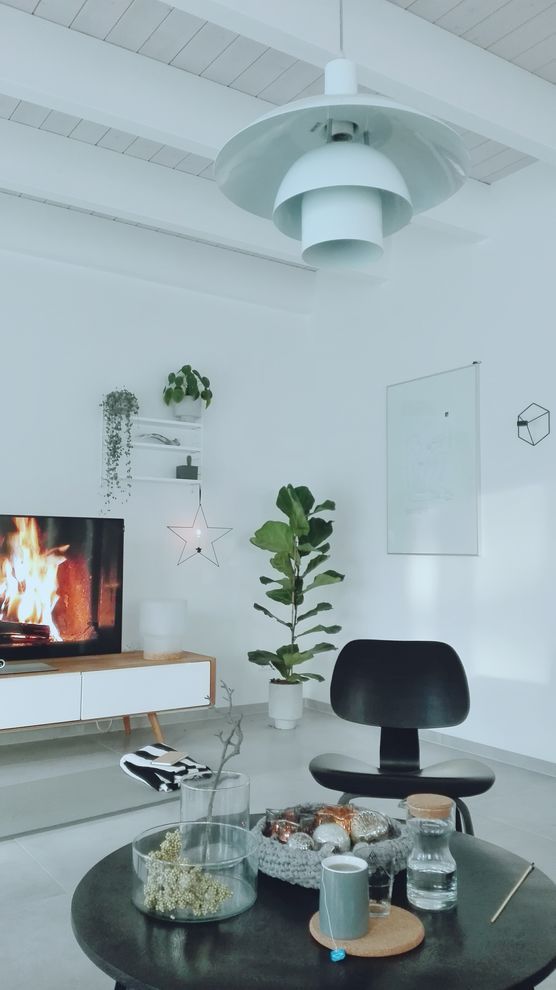 Etwas Yoga am Kamin Etwas Yoga am Kamin