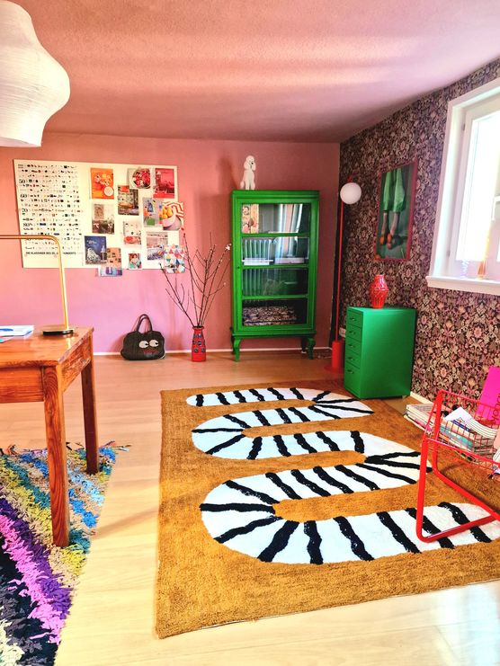 Mein neues Büro....Liebe Grüße Mein neues Büro....Liebe Grüße