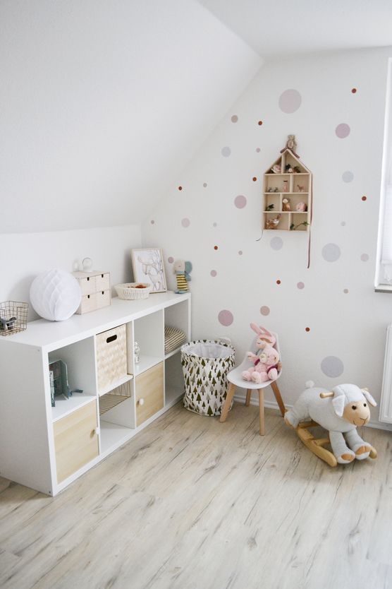 Unser Mädchenzimmer. Die kleine Unser Mädchenzimmer. Die kleine
