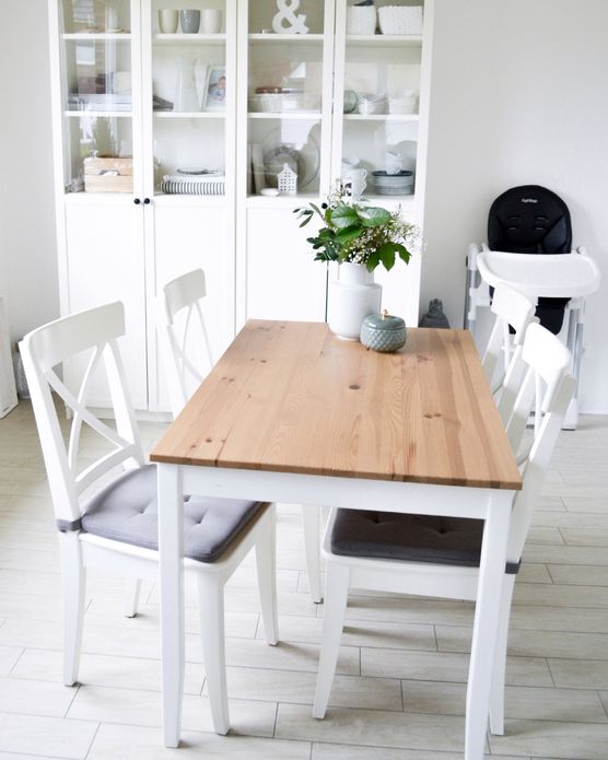 Ein Blick ins Esszimmer Ein Blick ins Esszimmer