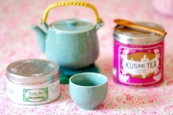 Es ist fünf Uhr Es ist fünf Uhr