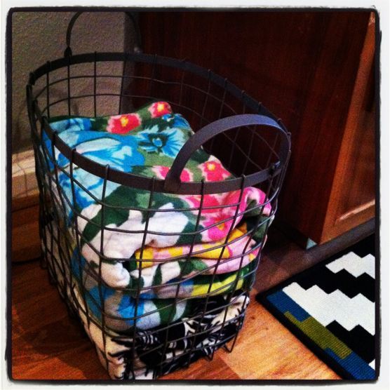 endlich...habe ich auch einen Korb für meine Decken endlich...habe ich auch einen Korb für meine Decken