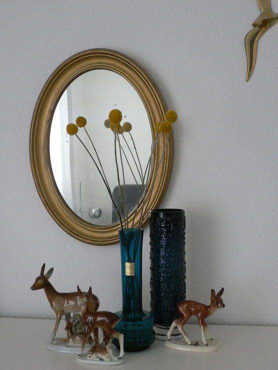 Spieglein, Spieglein an der Wand... Spieglein, Spieglein an der Wand...