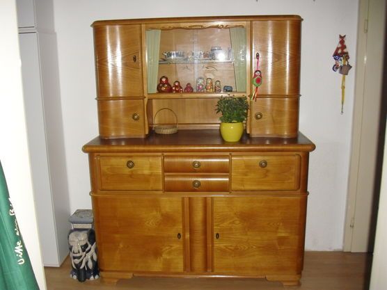 Neues altes Buffet Neues altes Buffet