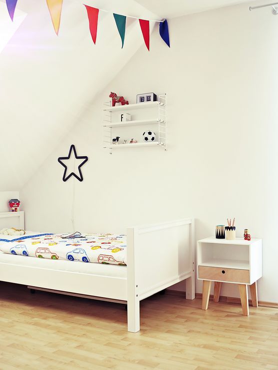 VORSICHT - frisch gestrichen! VORSICHT - frisch gestrichen!