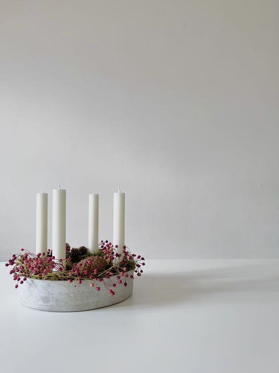 Für den diesjährigen Adventskranz Für den diesjährigen Adventskranz