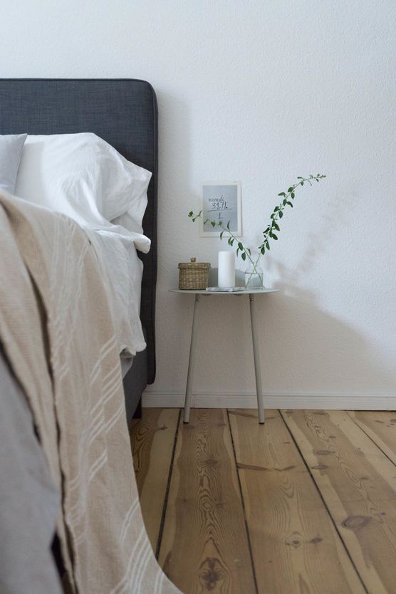 Menu bedside table in Menu bedside table in