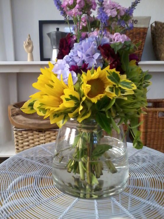 SOMMER-SONNEN-BLUMENSTRAUß SOMMER-SONNEN-BLUMENSTRAUß