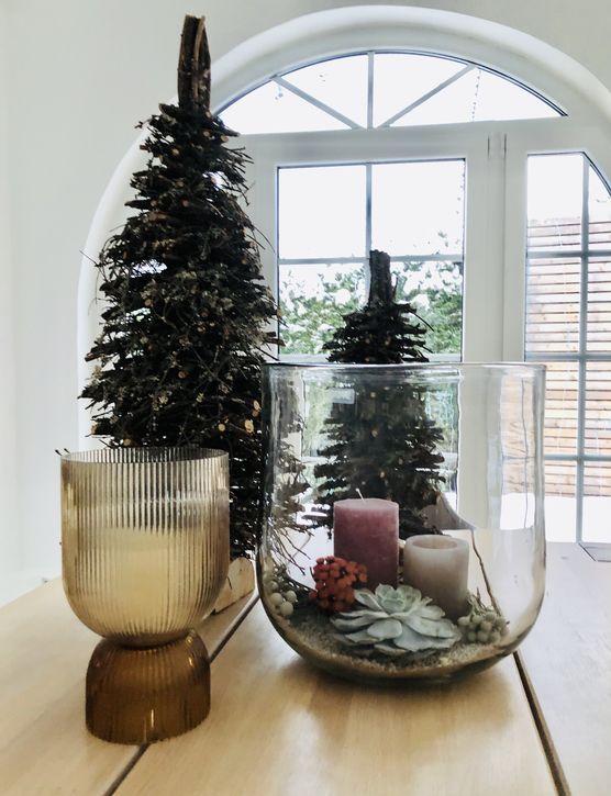 Die beiden Tanne-Bäumchen stehen Die beiden Tanne-Bäumchen stehen