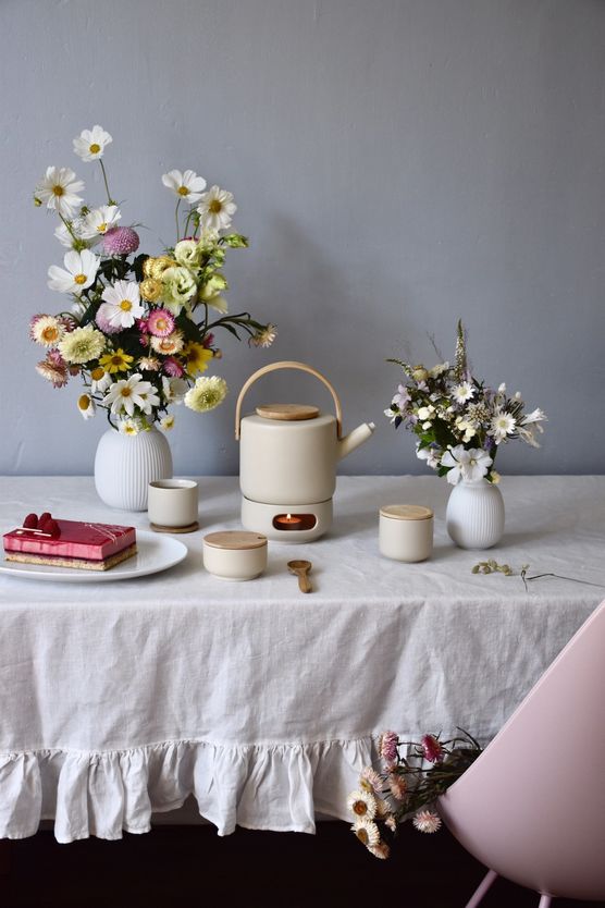 {Happy Weekend} {Happy Weekend}