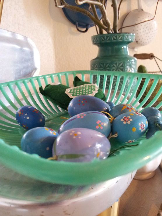 Holzostereier in Pastelltönen... Holzostereier in Pastelltönen...