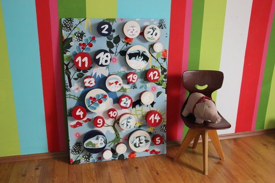 Farbenfroher Adventskalender Farbenfroher Adventskalender
