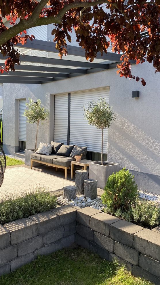 When the sun is When the sun is