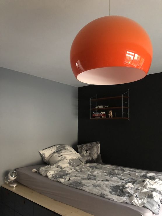 Die Lampe hing in Die Lampe hing in