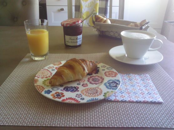 mon petit dejeuner .. mon petit dejeuner ..