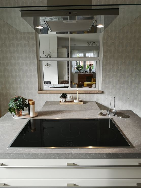 Endlich ist die Durchreiche Endlich ist die Durchreiche