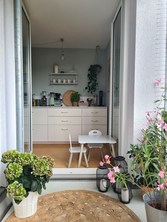 Zweites Wohnzimmer im Sommer Zweites Wohnzimmer im Sommer