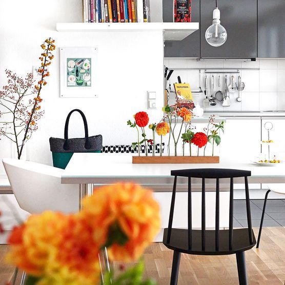 Sturzflug in den Herbst Sturzflug in den Herbst